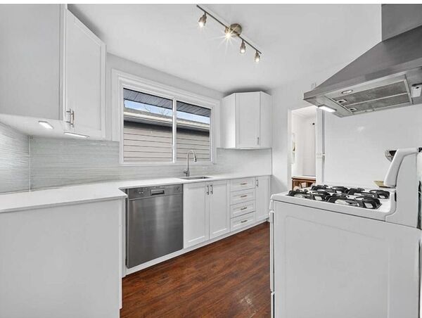 Calgary 3 bedrooms Main Floor for rent. Property photo: 752538-3