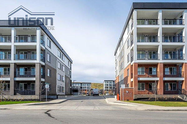 Calgary 2 bedrooms Condo Unit for rent. Property photo: 752635-2