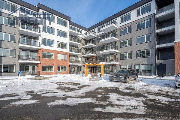 Calgary 2 bedrooms Condo Unit for rent. Property photo: 752635-3