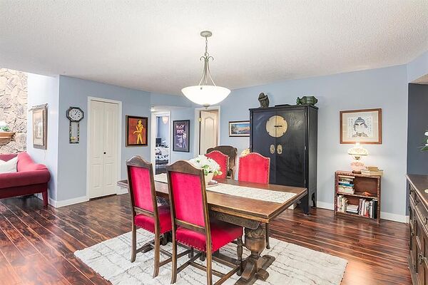 Calgary 2 bedrooms Condo Unit for rent. Property photo: 752649-3