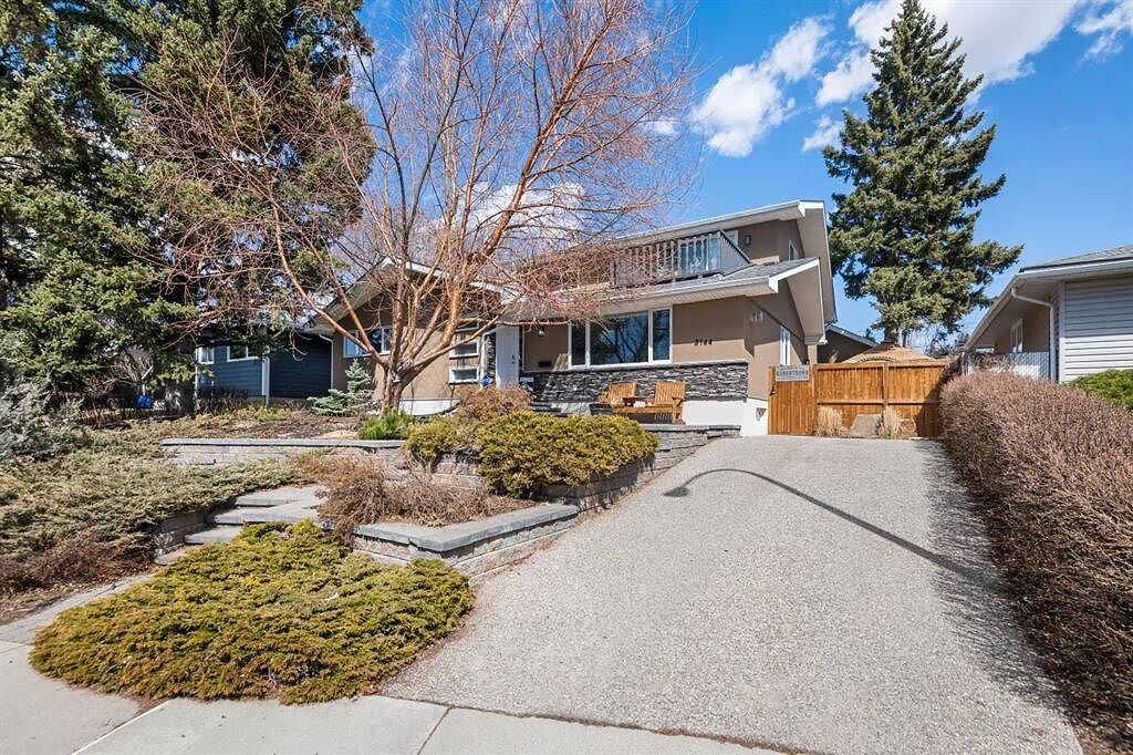 Calgary 6 bedrooms House for rent. Property photo: 752695-1
