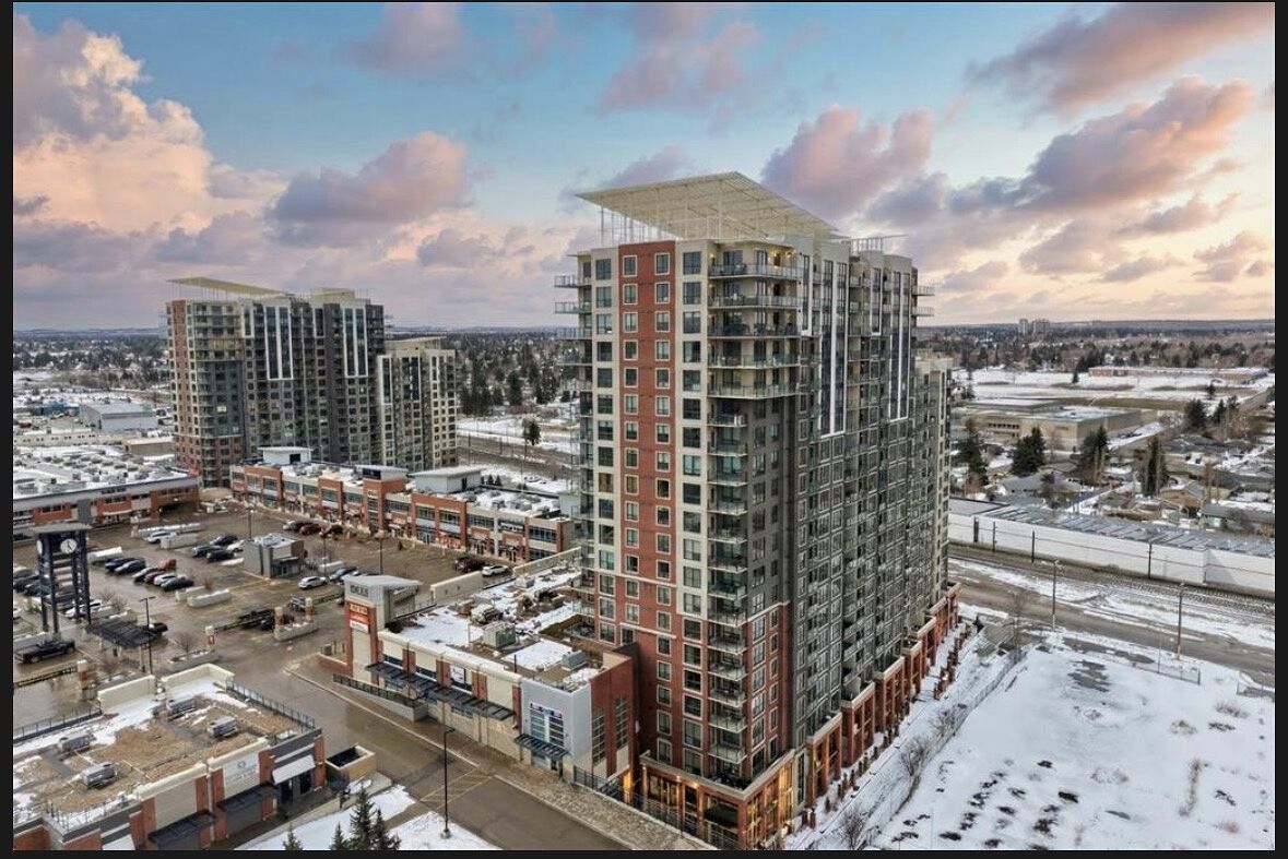 Calgary 2 bedrooms Condo Unit for rent. Property photo: 752696-1