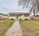 3 Bedrooms / Main Floor