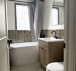 Recently Renovated 2bed 1bath Rare 1951 Character Condo Unit in Downtown!