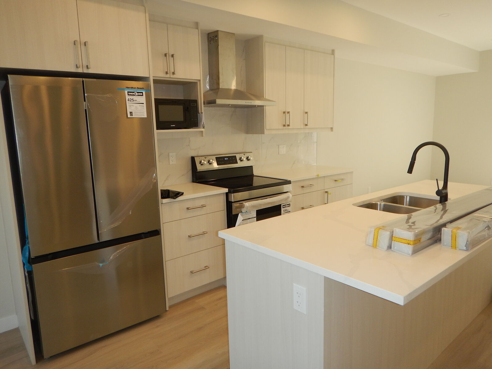 Calgary 2 bedrooms Apartment for rent. Property photo: 752781-1