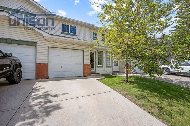 Calgary 3 bedrooms Townhouse for rent. Property photo: 752821-1