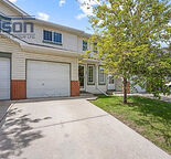 Family-Friendly 3-Bedroom Townhouse in Prime NE Location