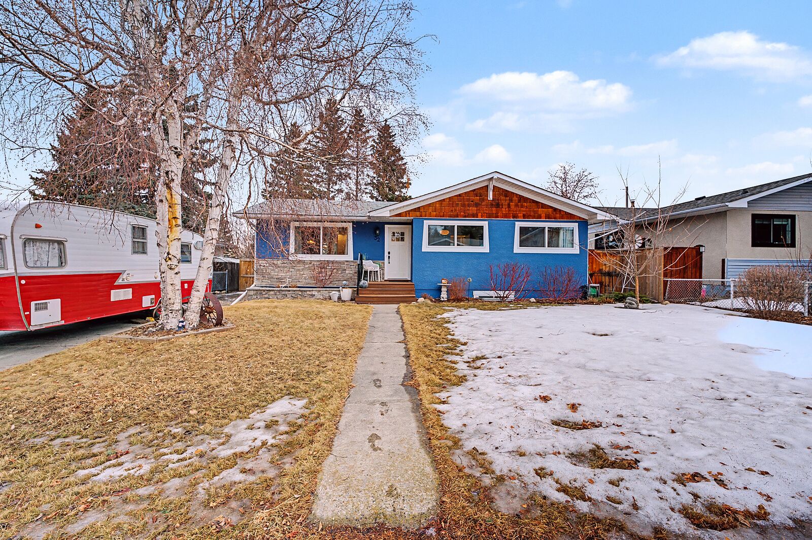 Calgary 2 bedrooms Main Floor for rent. Property photo: 752913-1