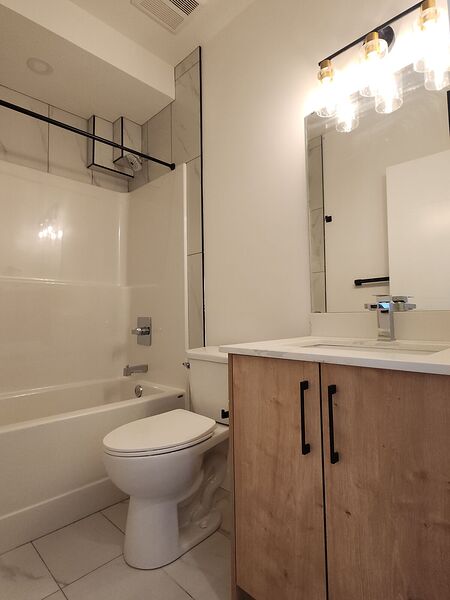 Calgary 1 bedroom Basement for rent. Property photo: 752915-3