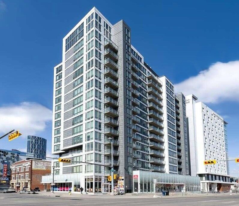 Calgary 2 bedrooms Condo Unit for rent. Property photo: 752920-1