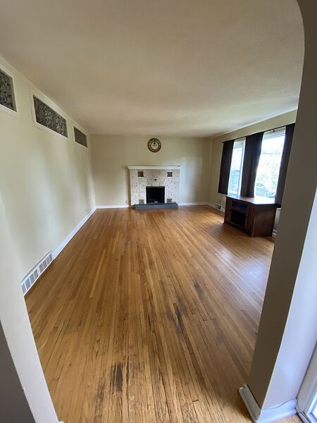 Calgary 2 bedrooms Main Floor for rent. Property photo: 752944-3