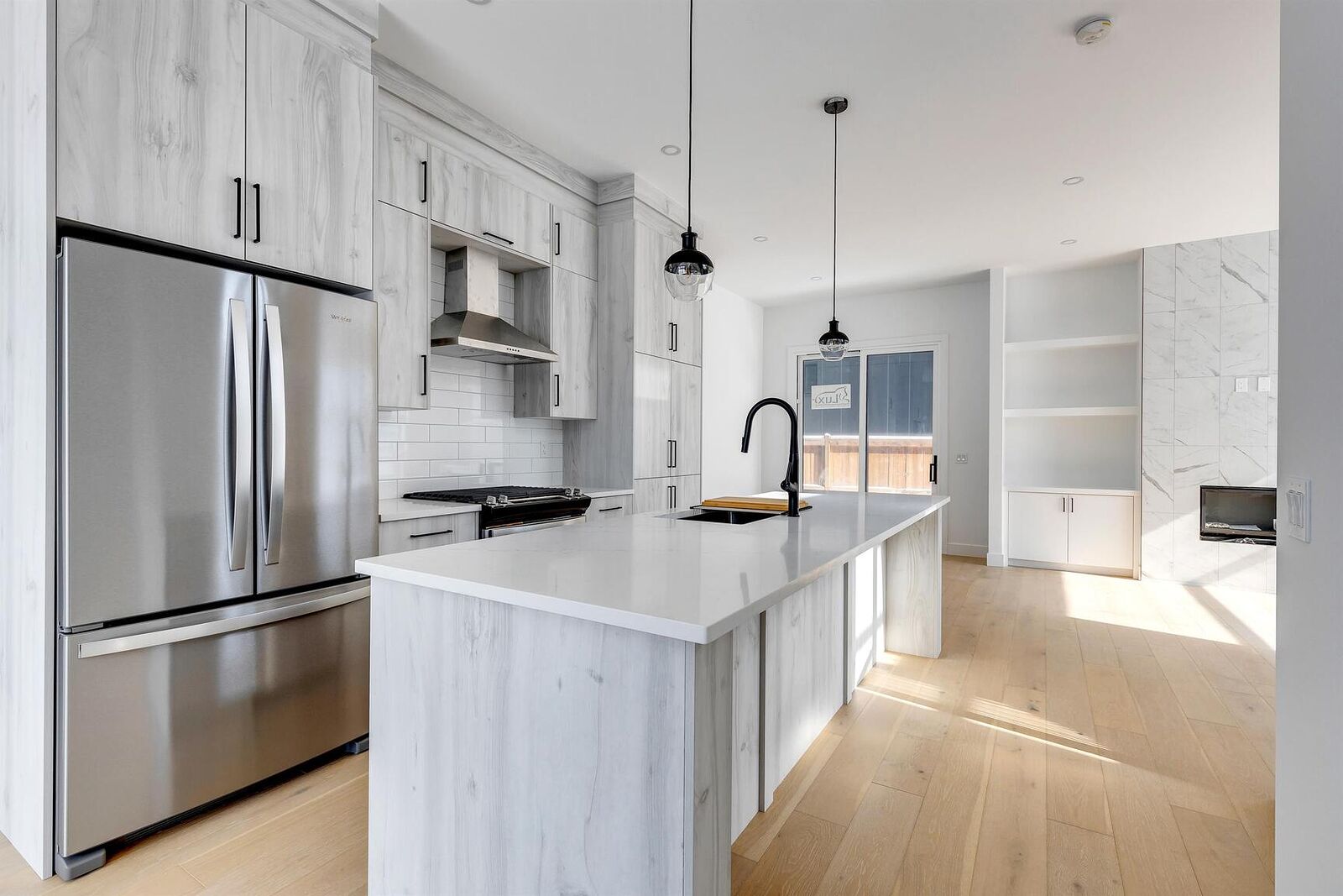 Calgary 4 bedrooms Townhouse for rent. Property photo: 752984-1