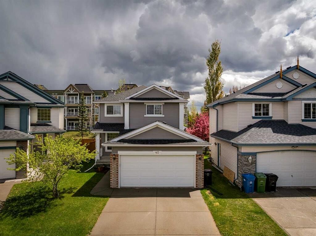 Calgary 3 bedrooms House for rent. Property photo: 752999-1