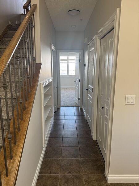 Calgary 2 bedrooms Condo Unit for rent. Property photo: 753023-3