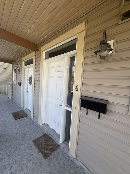 Calgary 2 bedrooms Condo Unit for rent. Property photo: 753023-2
