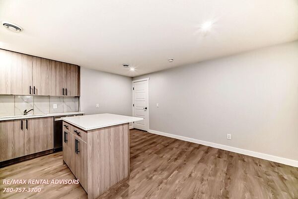 Calgary 1 bedroom Basement for rent. Property photo: 753074-3