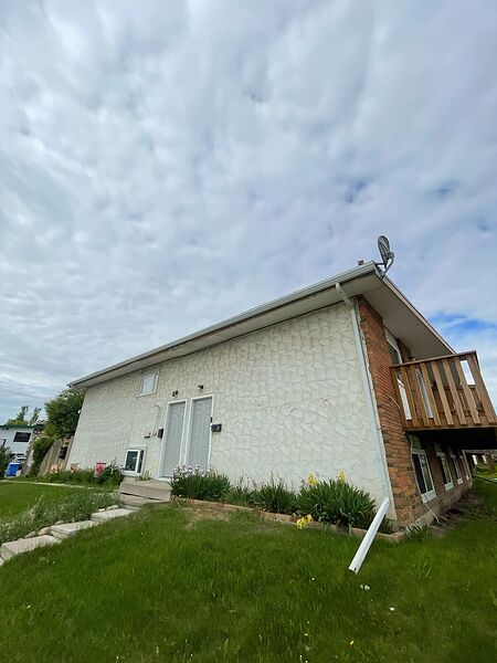 Calgary 3 bedrooms Main Floor for rent. Property photo: 753079-2