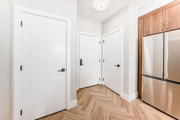 Calgary 1 bedroom Condo Unit for rent. Property photo: 753092-3