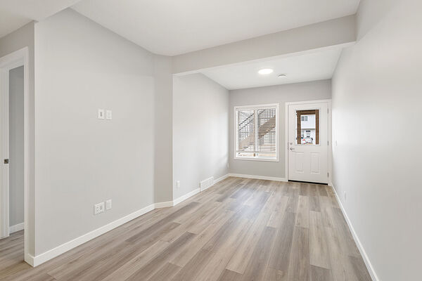 Calgary 1 bedroom Basement for rent. Property photo: 753095-3