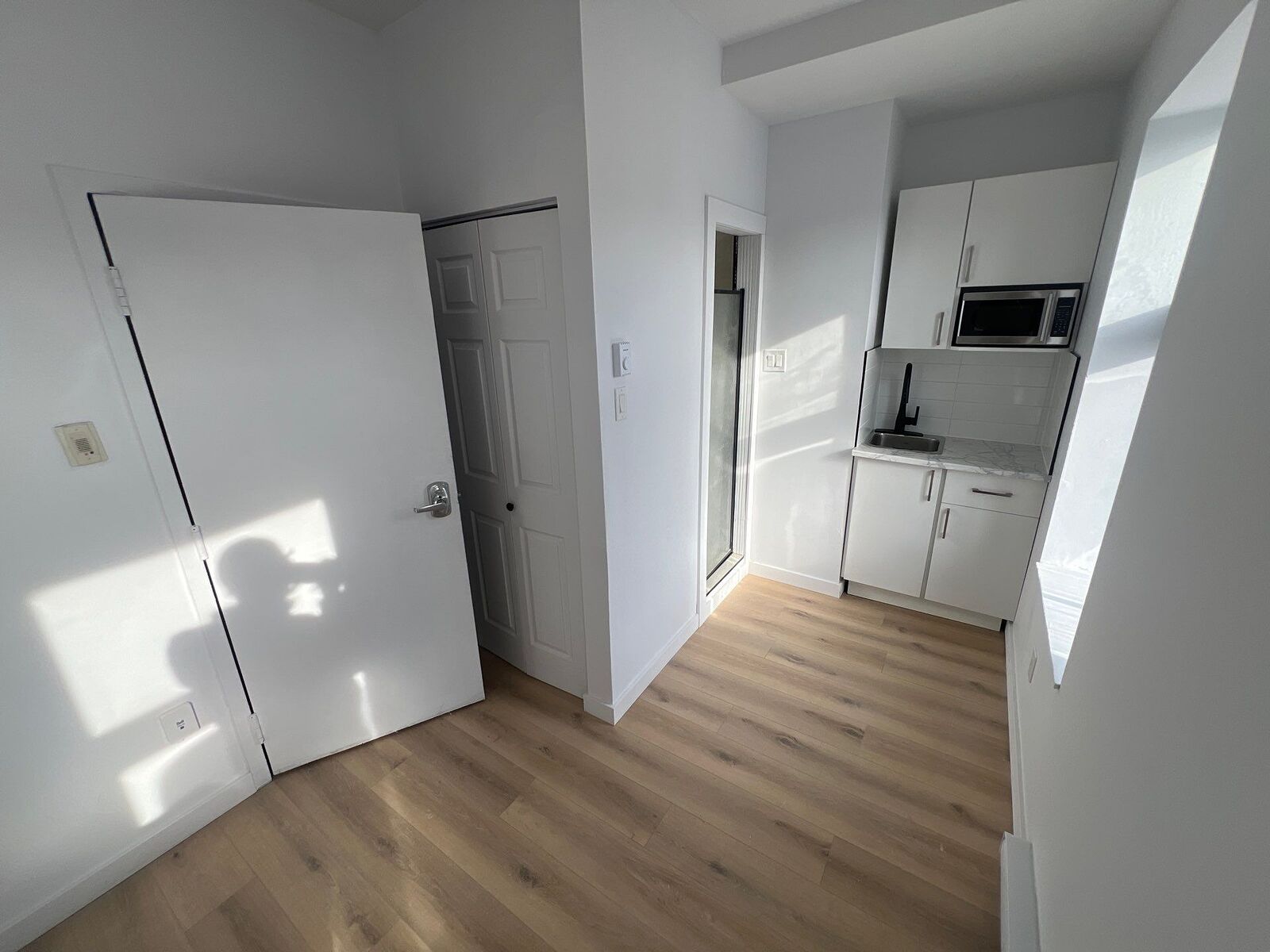 Montr&eacute;al studio Apartment for rent. Property photo: 753099-1