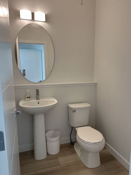 Calgary 3 bedrooms House for rent. Property photo: 753241-2