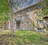 Spacious 1 Bed 1 Bath Condo in Lower Mount Royal