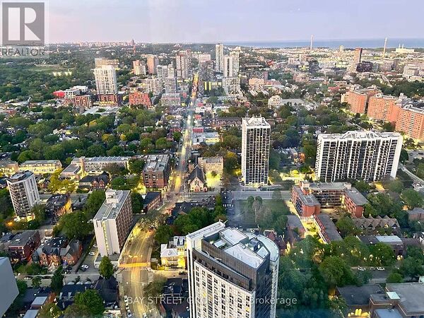 Toronto 2 bedrooms Apartment for rent. Property photo: 753277-2
