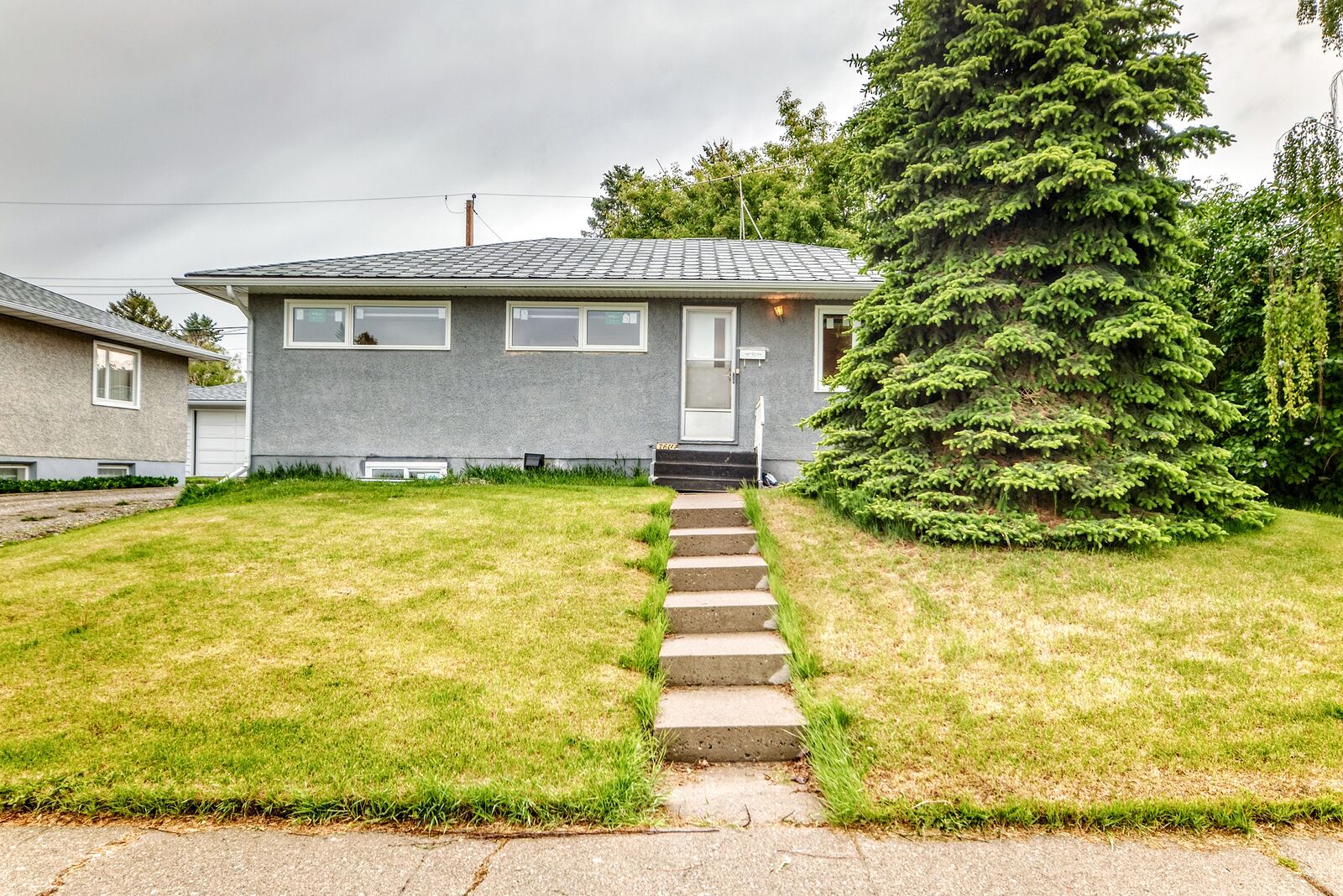 Calgary 3 bedrooms House for rent. Property photo: 753295-1