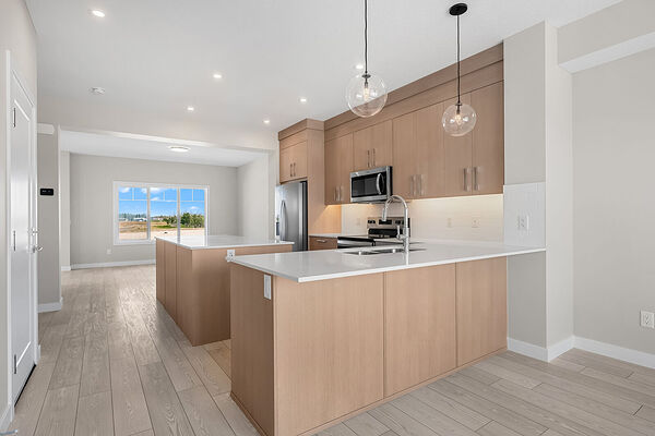 Calgary 3 bedrooms Main Floor for rent. Property photo: 753312-2