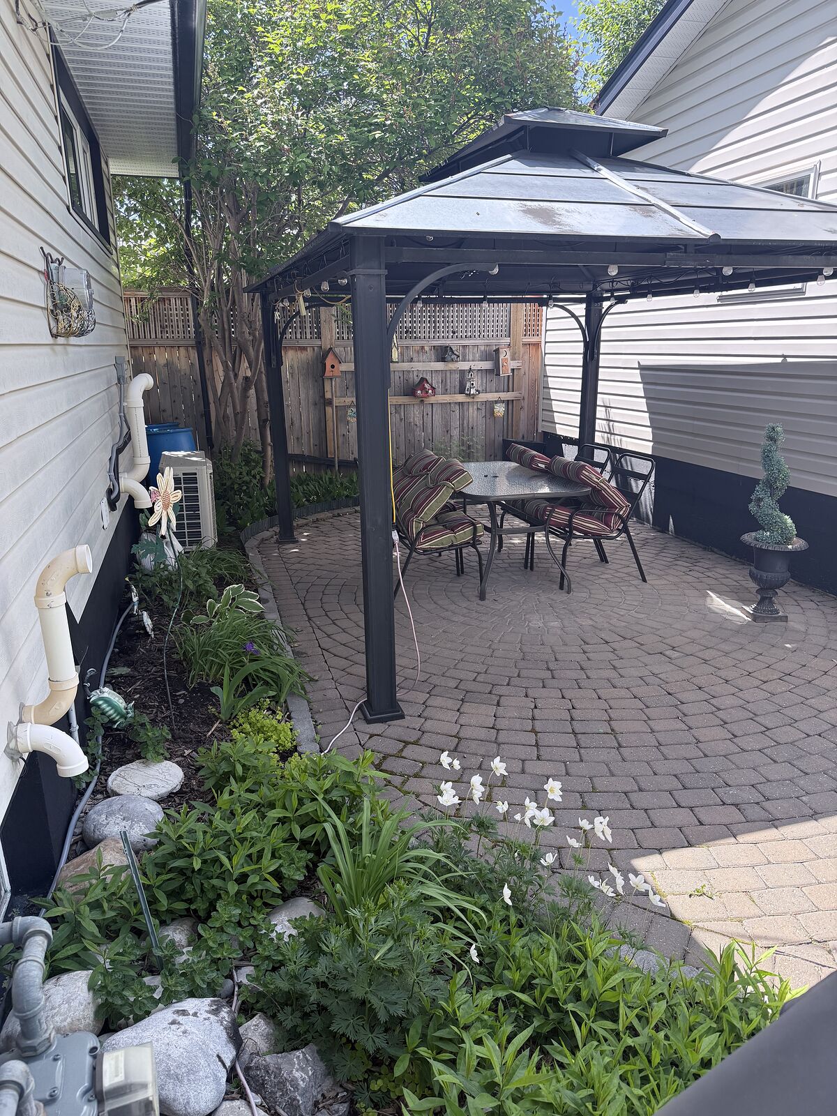 Calgary 4 + Den bedrooms House for rent. Property photo: 753314-1