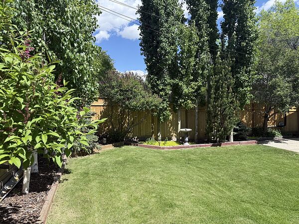 Calgary 4 + Den bedrooms House for rent. Property photo: 753314-2