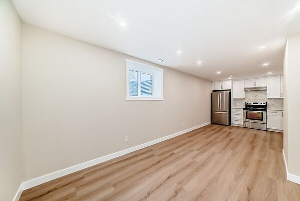 Calgary 2 bedrooms Basement for rent. Property photo: 753316-3