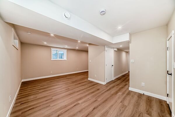 Calgary 2 bedrooms Basement for rent. Property photo: 753316-2