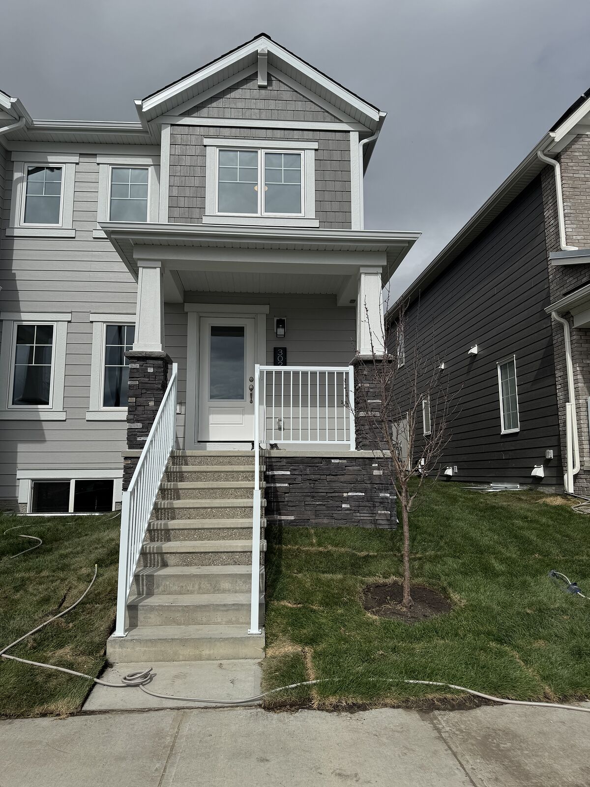 Calgary 3 bedrooms Townhouse for rent. Property photo: 753347-1