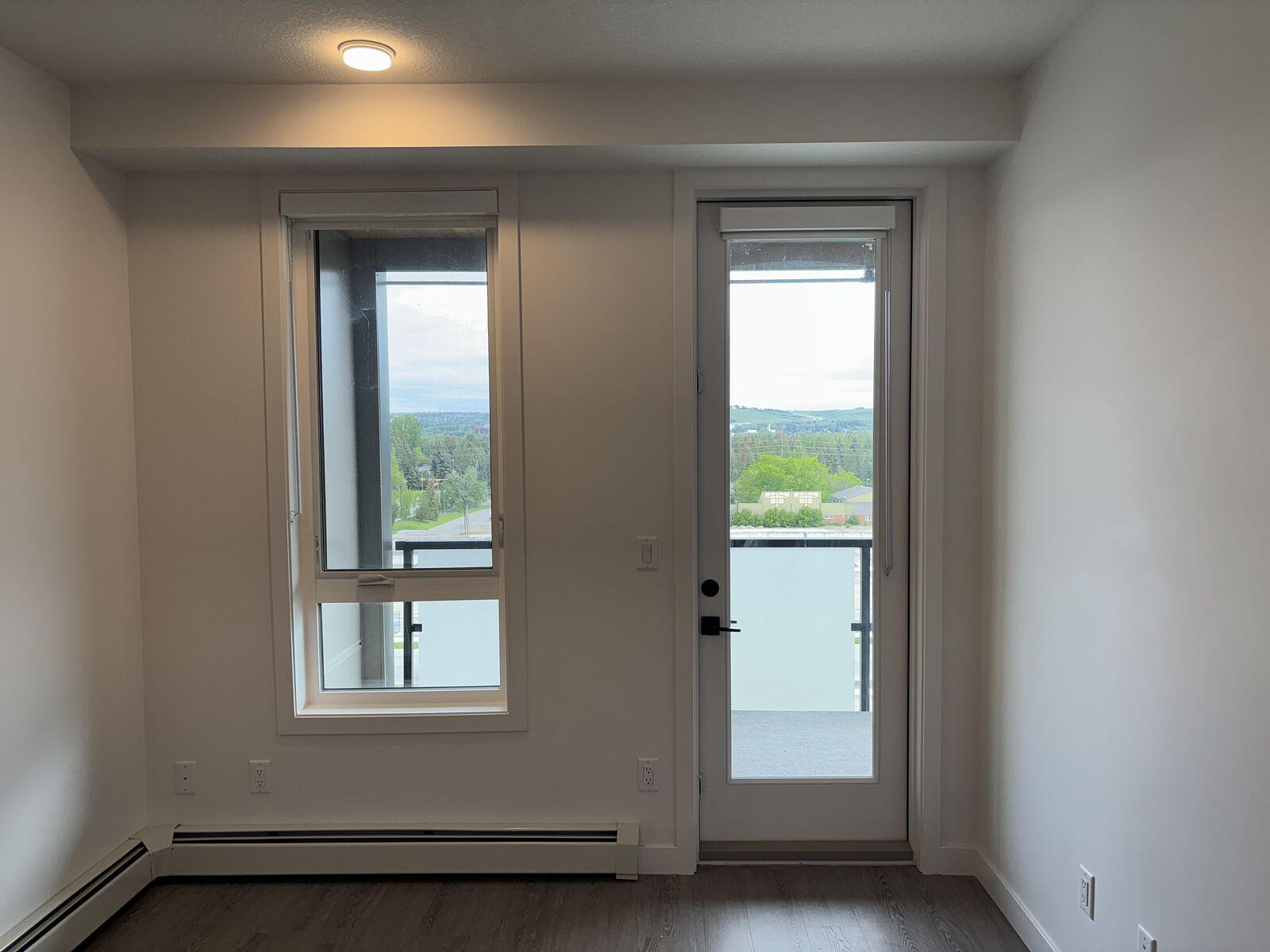 Calgary 1 bedroom Condo Unit for rent. Property photo: 753400-1
