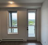 Beautiful 1 Bedroom Suite in Heart Of The University District