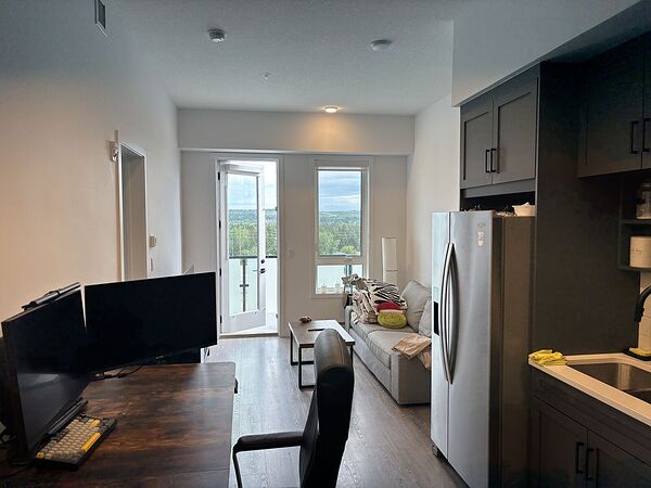 Calgary 1 bedroom Condo Unit for rent. Property photo: 753401-3
