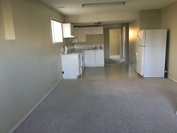 Calgary 2 bedrooms Basement for rent. Property photo: 753410-2