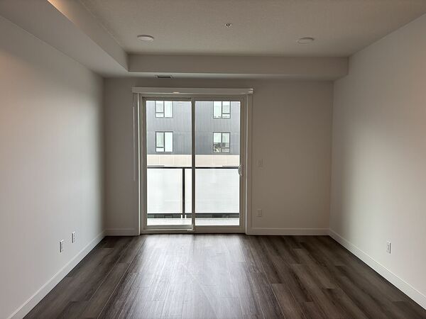 Calgary 2 bedrooms Condo Unit for rent. Property photo: 753460-3