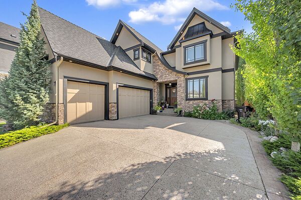 Calgary 5 + Den bedrooms House for rent. Property photo: 753498-3
