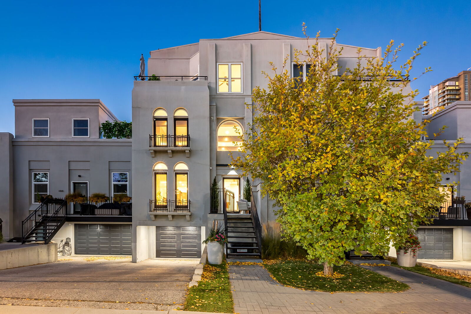 Calgary 3 + Den bedrooms Townhouse for rent. Property photo: 753559-1