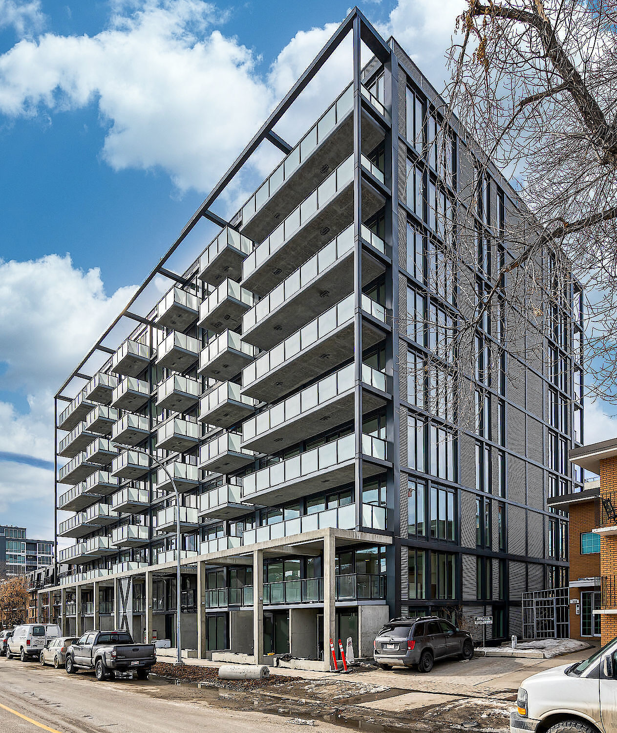 Calgary 2 bedrooms Condo Unit for rent. Property photo: 753625-1