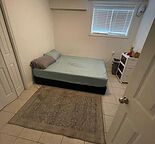Roommate/Private Suite