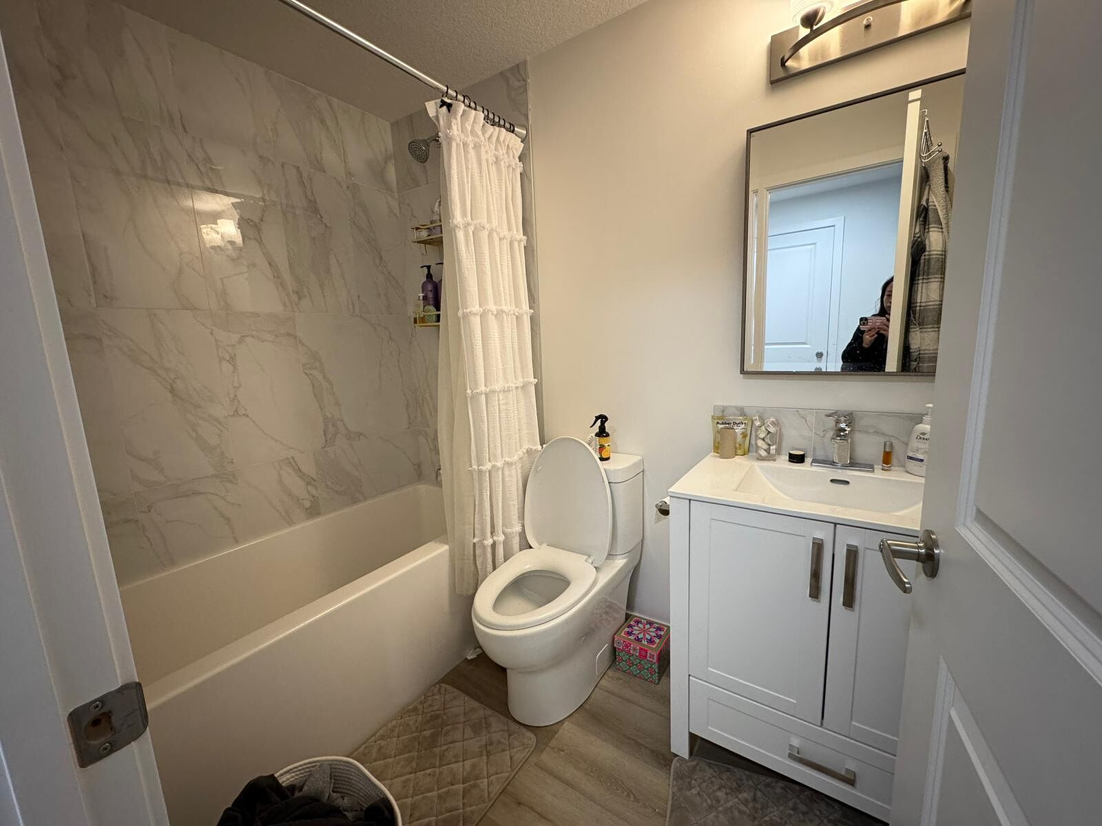 Calgary 1 bedroom Basement for rent. Property photo: 753713-1