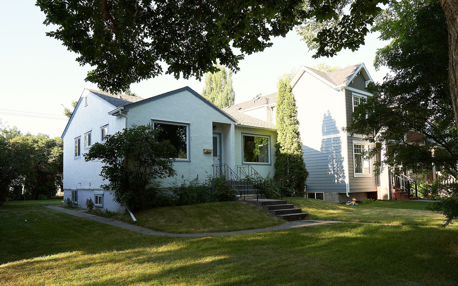 Calgary 2 bedrooms Main Floor for rent. Property photo: 753817-1