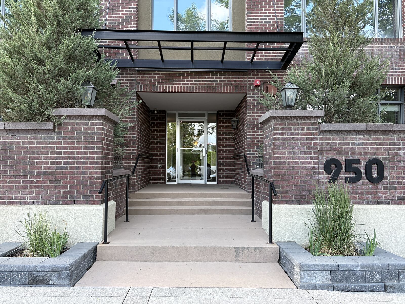 Calgary 1 bedroom Condo Unit for rent. Property photo: 753889-1