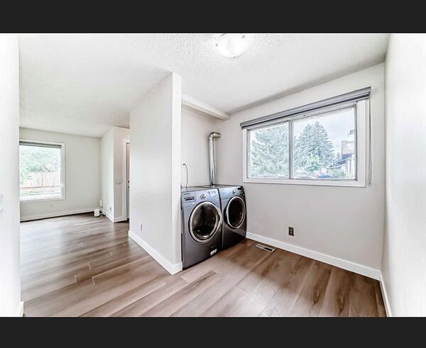 Calgary 3 bedrooms House for rent. Property photo: 753950-3
