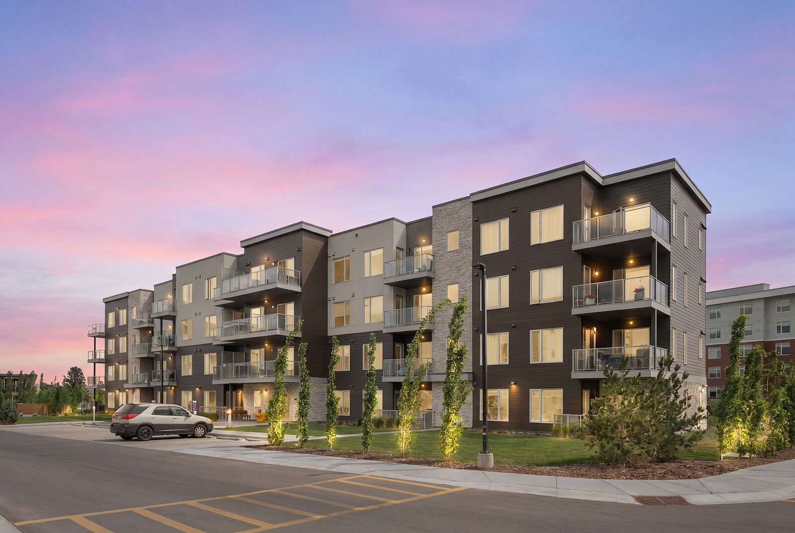 Calgary 2 + Den bedrooms Condo Unit for rent. Property photo: 753969-1