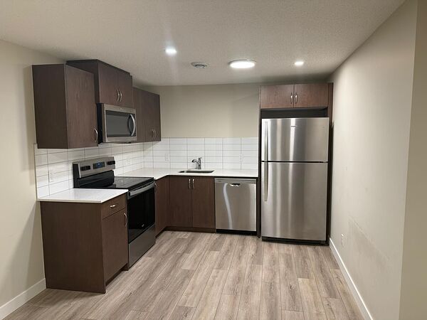 Calgary 1 bedroom Basement for rent. Property photo: 753971-3