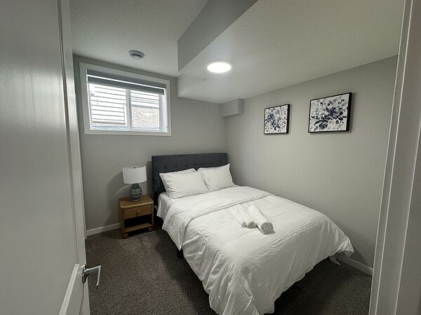 Calgary 2 bedrooms Basement for rent. Property photo: 753984-3